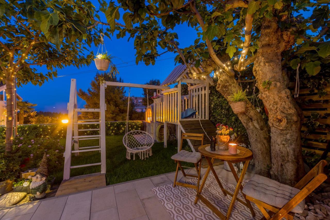 Villa Katess With Heated Pool Split Eksteriør billede